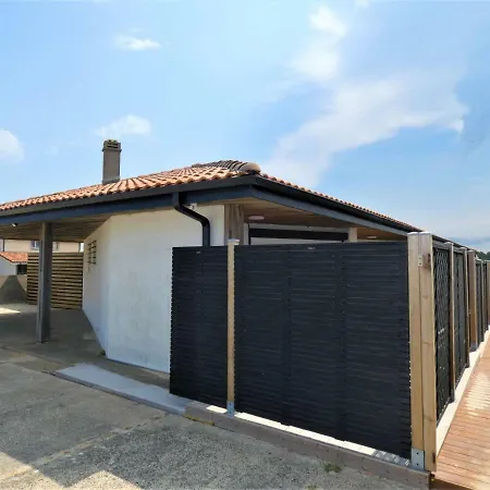 Holiday Kana House-1